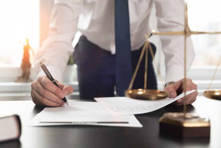 Getting the best compensation lawyer: the keys to success